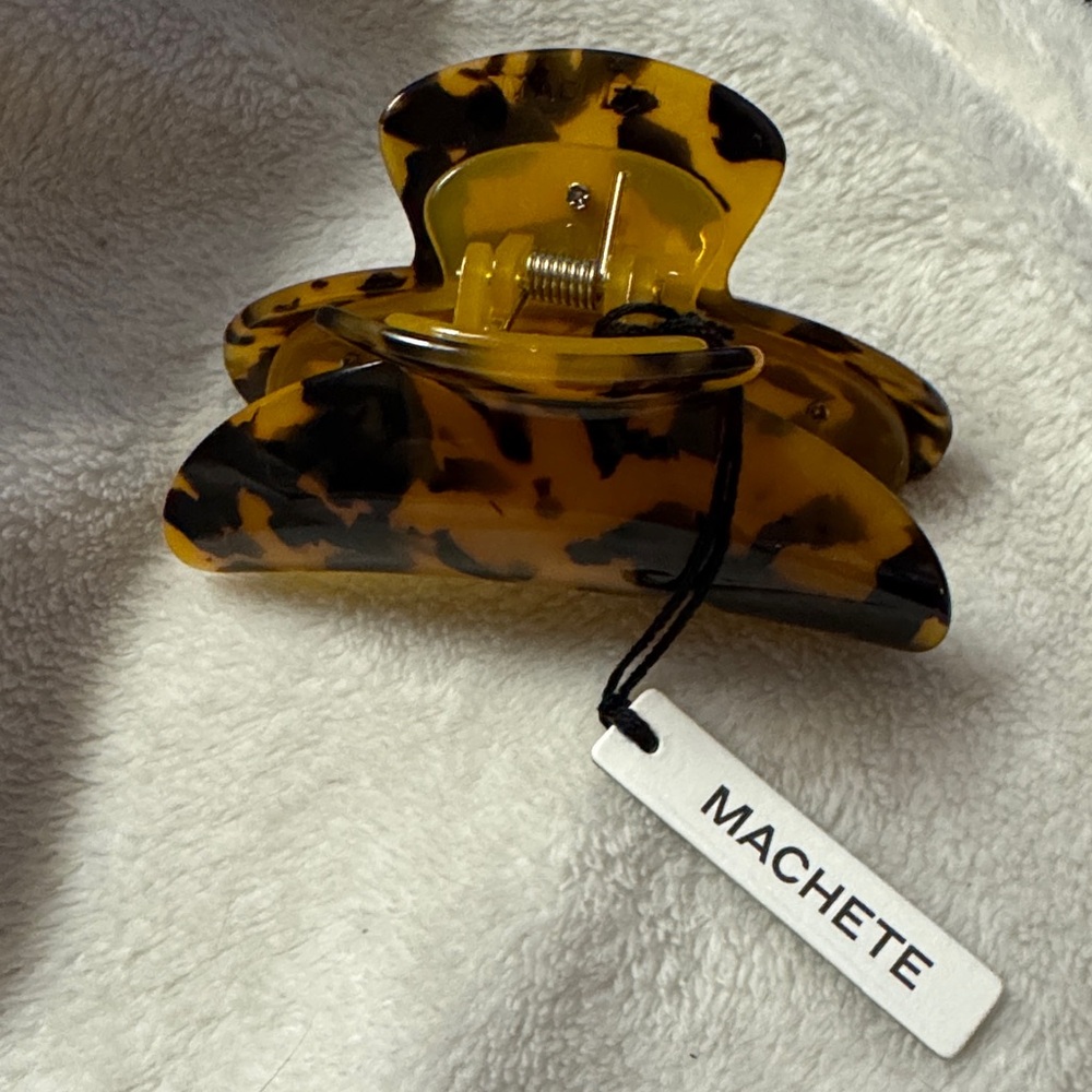 Machete Tortoise Grande Heirloom Hair Clip Claw